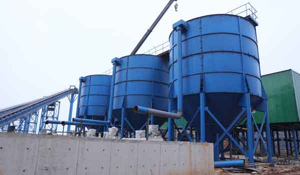 Oil fracturing sand production process